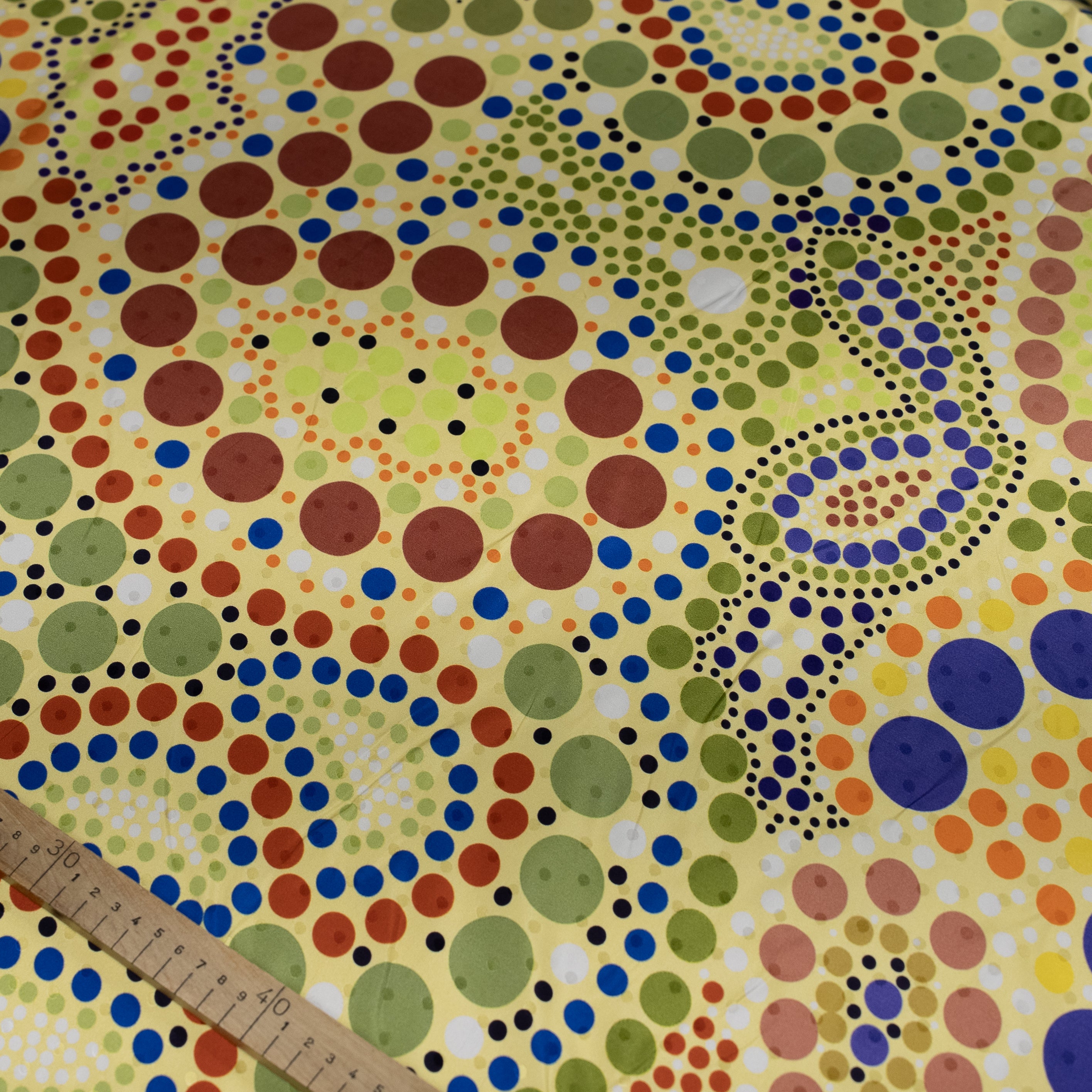 Silk Jacquard - Geometric - Multicoloured Patterned Dots