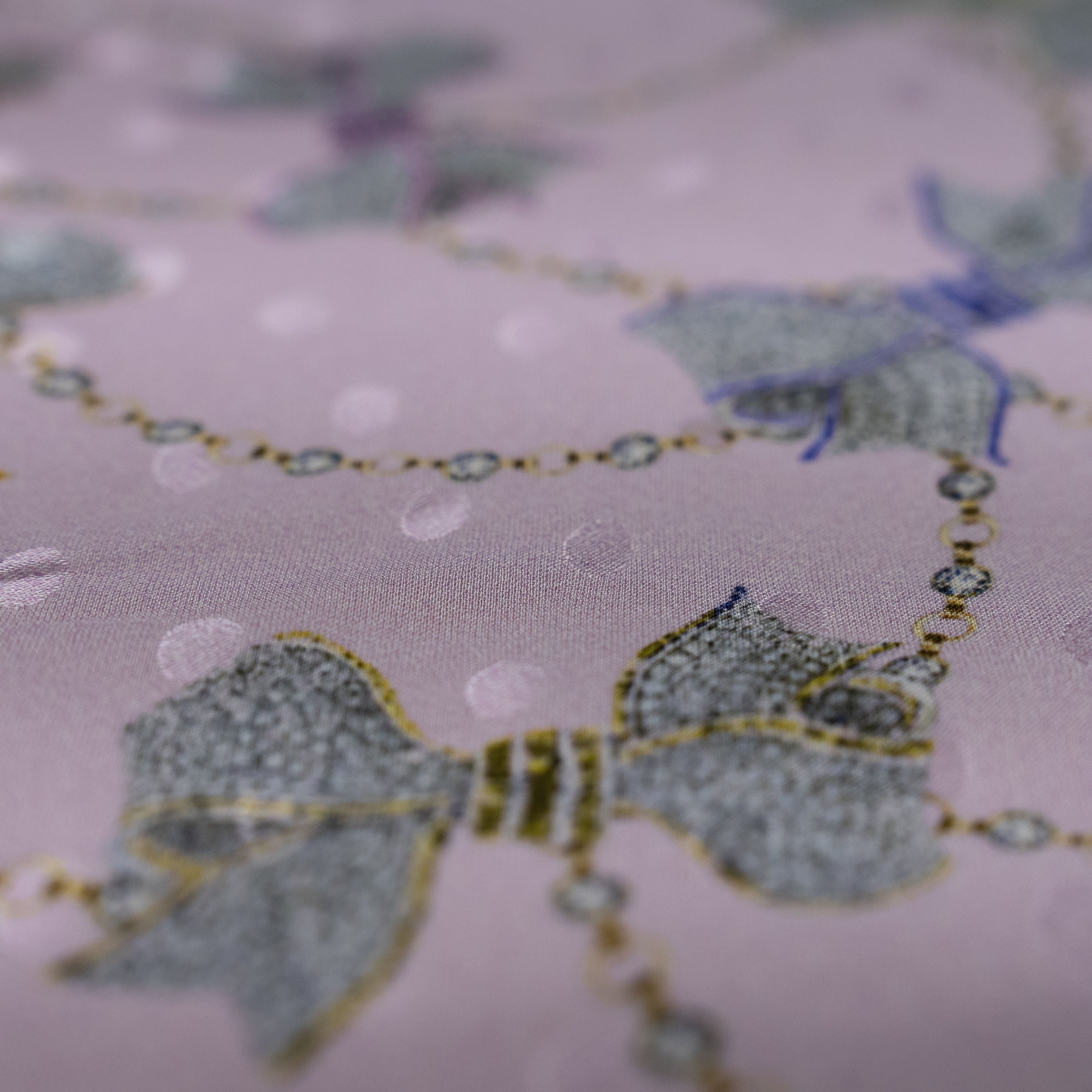 Silk Jacquard - Jewels - Diamond Bows on Pink