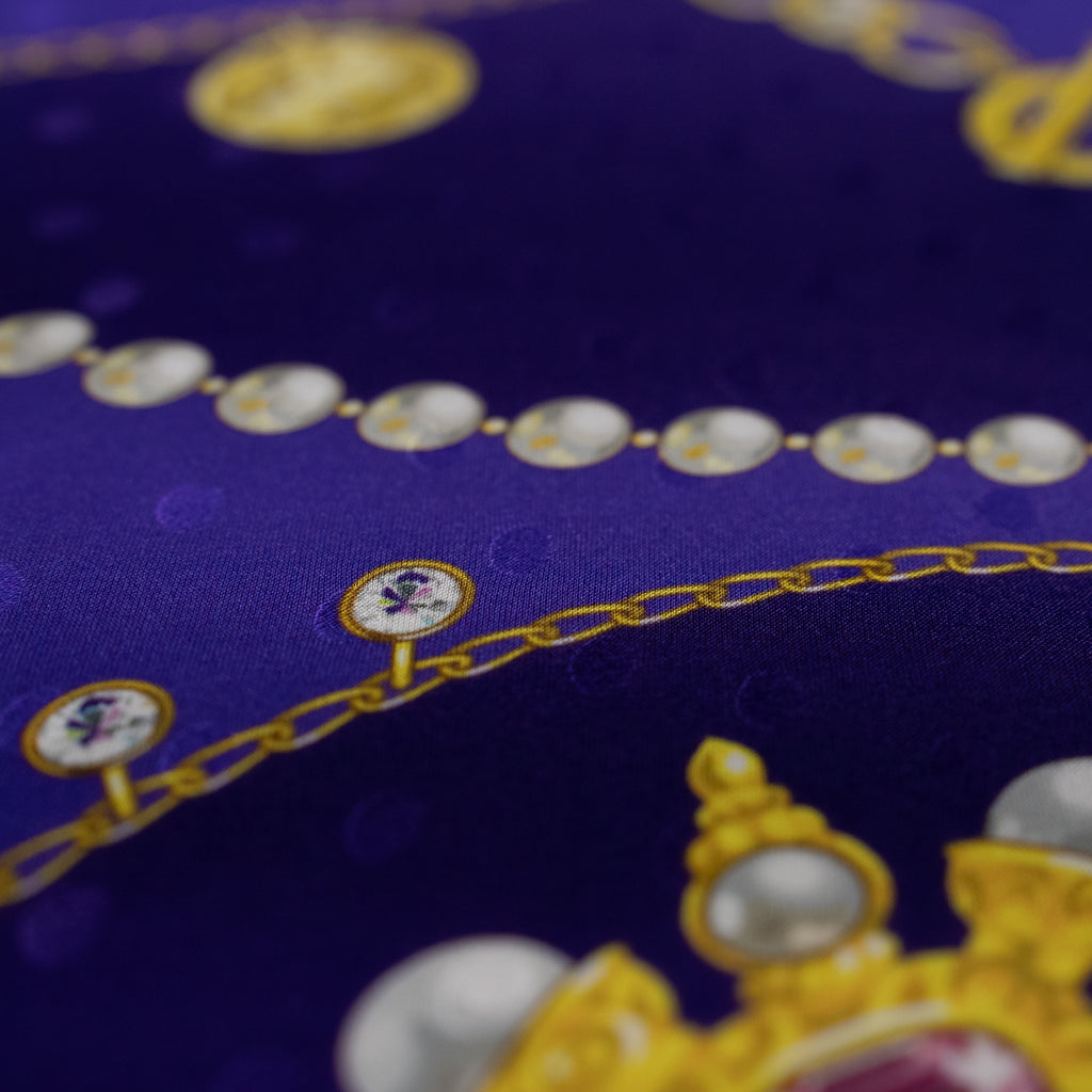 Silk Jacquard - Jewels - Mixed Jewellery on Purple