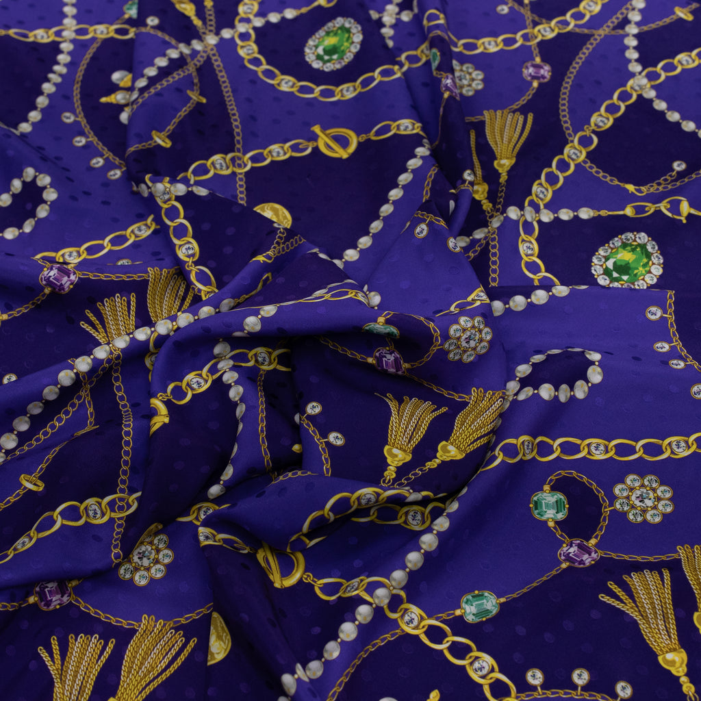 Silk Jacquard - Jewels - Mixed Jewellery on Purple